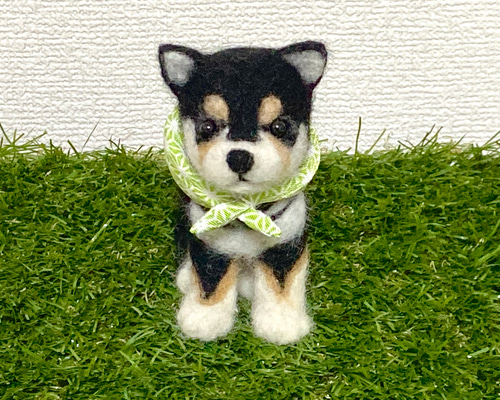 現品限り】豆柴(黒)風呂敷付き 羊毛フェルト マスコット ぬいぐるみ