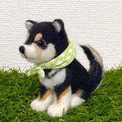 現品限り】豆柴(黒)風呂敷付き 羊毛フェルト マスコット ぬいぐるみ