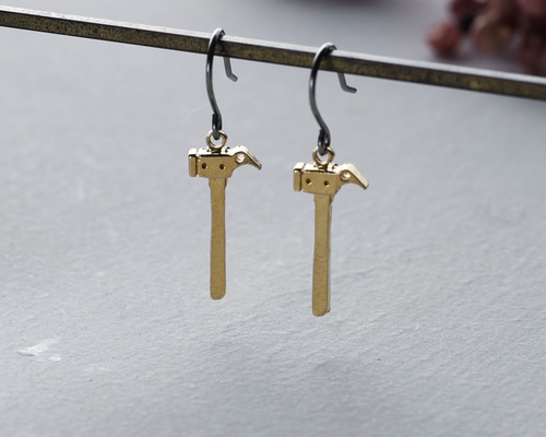 ハンマー｜ピアス｜イヤリング｜P563 ピアス（フック・チェーン