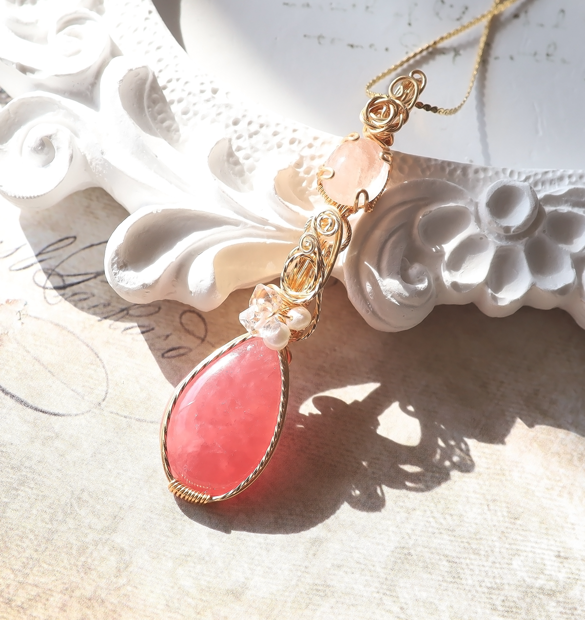 インカローズ&モルガナイト【春の足音】送料無料 天然石 ワイヤー