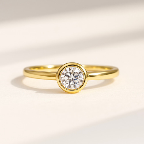 【ミニさまお取り寄せ】モアサナイト ブーケリング 18Kイエローゴールド 約9号 モアサナイト 5mm ベゼルリング｜Dカラー VVS1 H&C イエローゴールド