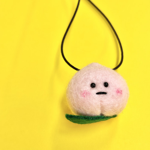 羊毛フェルト♡ストラップ♡ ライチのストラップ】 羊毛フェルト キーホルダー フェルトチャーム 傘