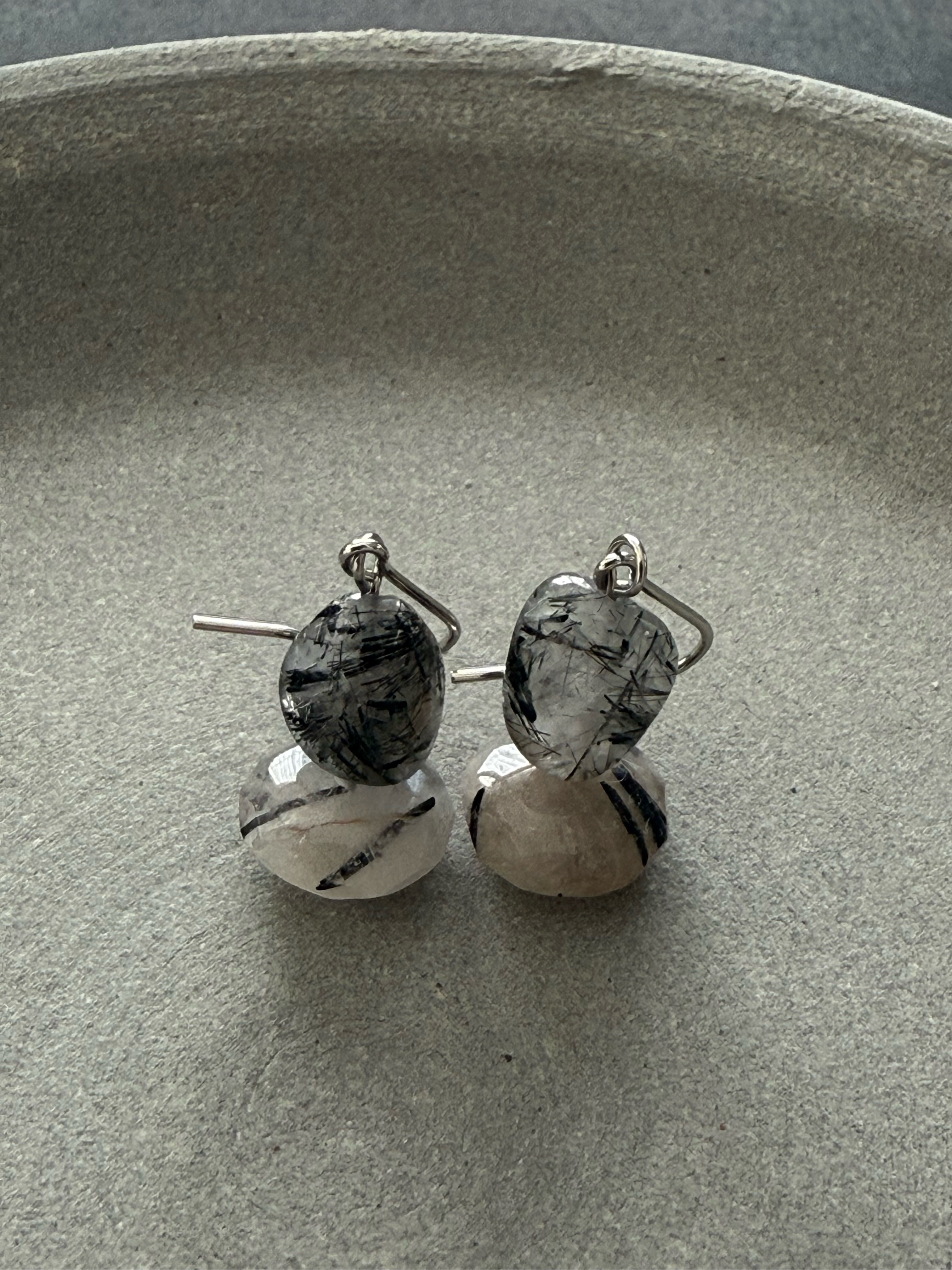 ブラックトルマリンインクォーツ♚ピアス/ノンホールピアス