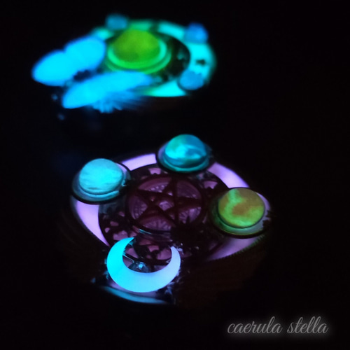 暗闇で光る【 天界の星詠みミニケース 】レジン アクセサリー 蓄光 月
