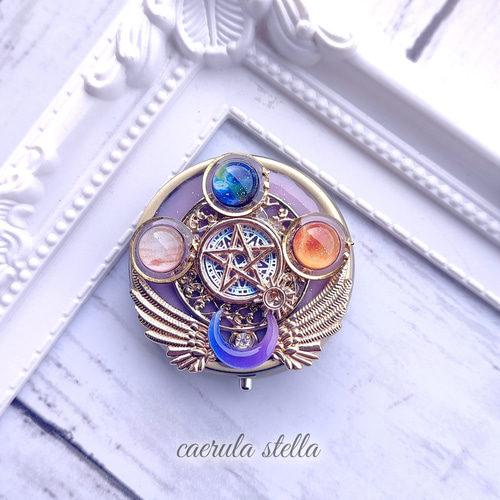 暗闇で光る【 天界の星詠みミニケース 】レジン アクセサリー 蓄光 月
