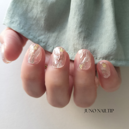 透き通るゴールドネイルチップ 透明 クリア ラメ ぷっくり 特別