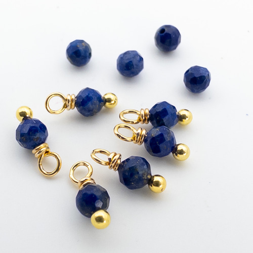 6個＊ 天然石 パーツ ラピスラズリ チャーム 金色 ピアス ペンダント