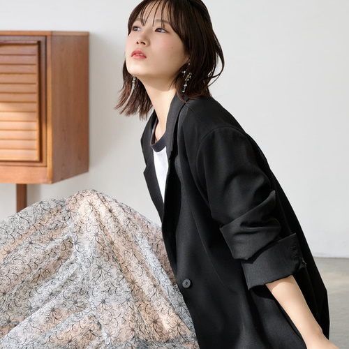 透け感と上品さを楽しむオーガンジーセットアップ エレガント