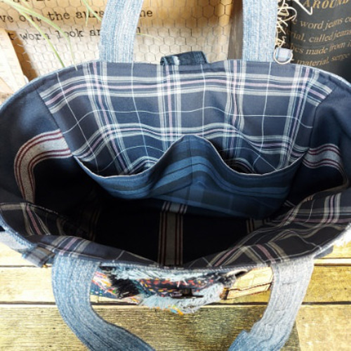 デニムリメイクバッグ（M）No.741☆ショルダーバッグ　斜めがけ デニムリメイクバッグ（M）No.741☆ショルダーバッグ 斜めがけ