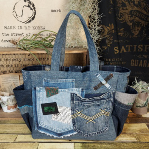 刺繍デニムバック　No.587　デニムリメイク　丸いバック　刺繍バック 0_a5f7bc82c96ffc4c525158569911
