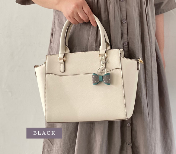 緑 反射板 リフレクター キーホルダー 大人かわいい バッグチャーム リボン クリスマス 通勤  ギフト プレゼント 10枚目の画像