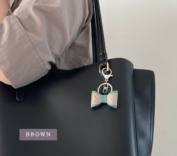 緑 反射板 リフレクター キーホルダー 大人かわいい バッグチャーム リボン クリスマス 通勤  ギフト プレゼント 11枚目の画像