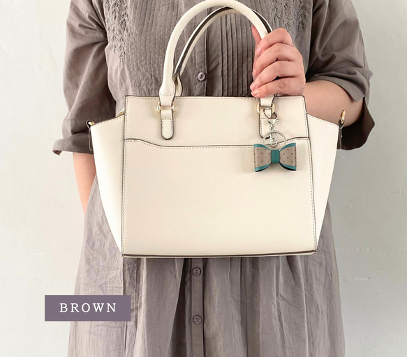 緑 反射板 リフレクター キーホルダー 大人かわいい バッグチャーム リボン クリスマス 通勤  ギフト プレゼント 9枚目の画像