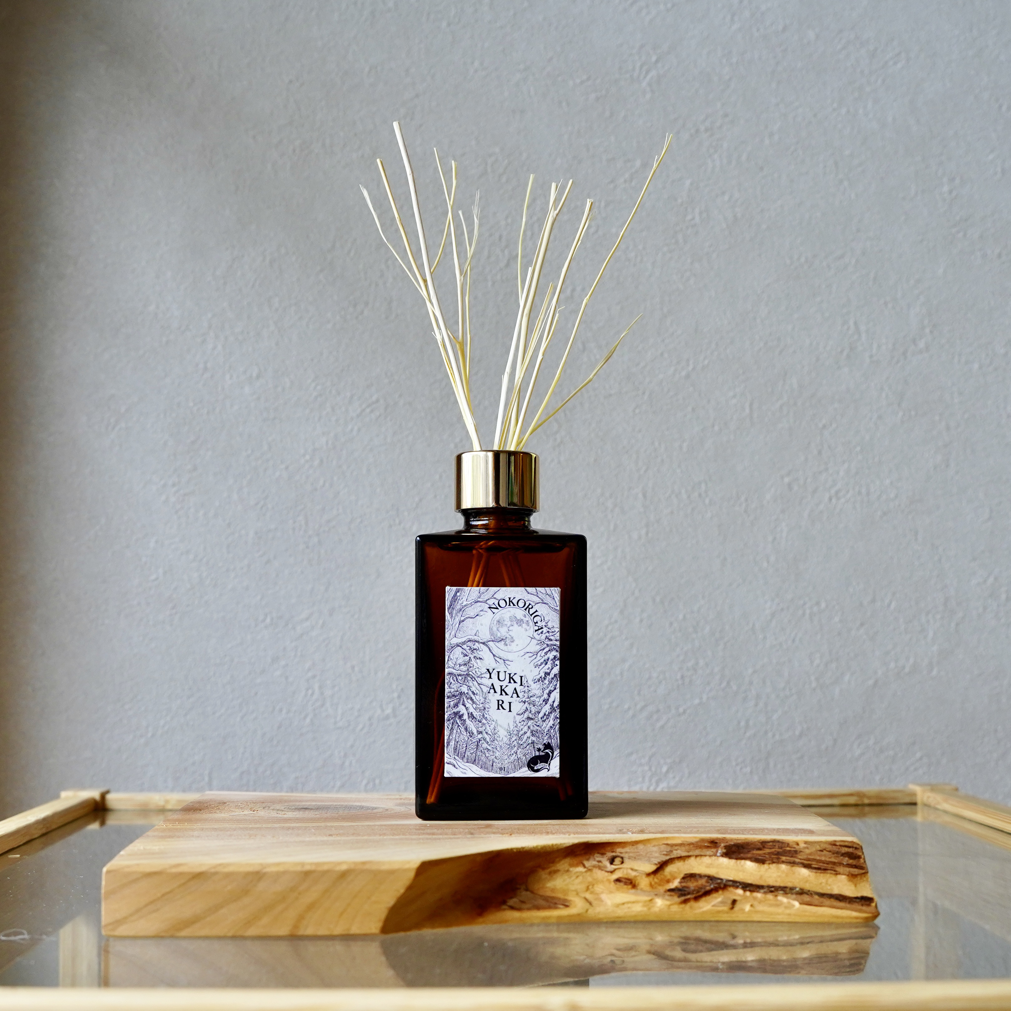 ＜送料無料＞ほのかに香るディフューザー『日本の残り香』No.1 YUKIAKARI 100ml