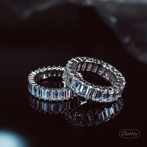 極上の輝き】高炭素ダイヤモンドエメラルドカット フルエタニティ