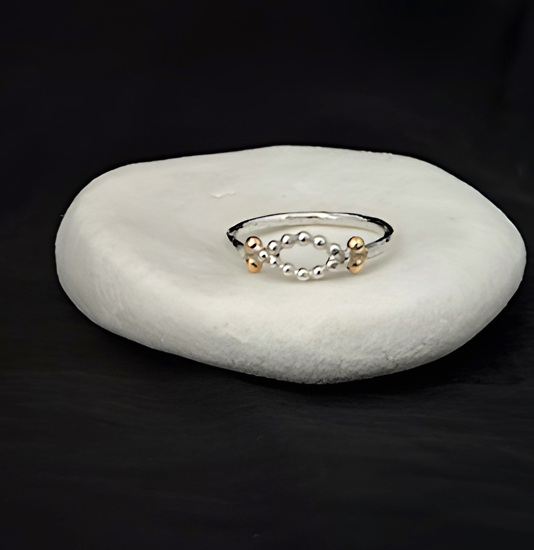 シルバーリング【samun】バイカラー　フェミニンリング　華奢