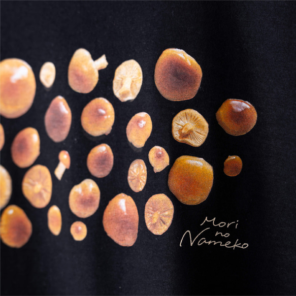 ［着る山菜］森のなめこTシャツ（ホワイト・サンドベージュ・ブラック） 10枚目の画像