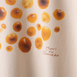 ［着る山菜］森のなめこTシャツ（ホワイト・サンドベージュ・ブラック） 7枚目の画像