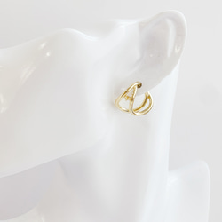 eje707【2個入り】ピン付き 大ぶりの曲線 二連 円形 イヤーカフ 金具 8枚目の画像