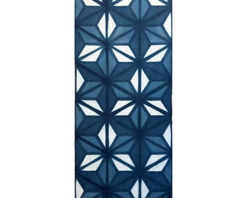 Dual−Structure ／ 麻ノ葉燦々・藍染めタペストリー｜壁に飾る設計図