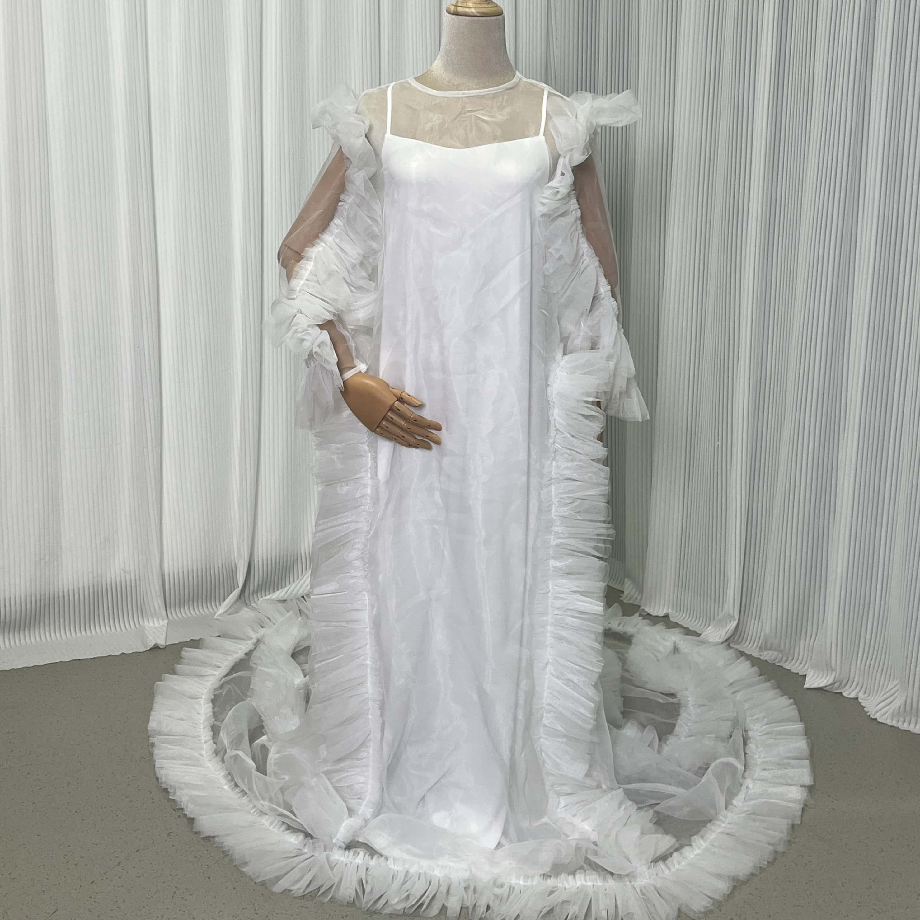 送料無料！ツーピース キャミソール ロングトレーン オフホワイト オーガンジー 前撮り 妊婦