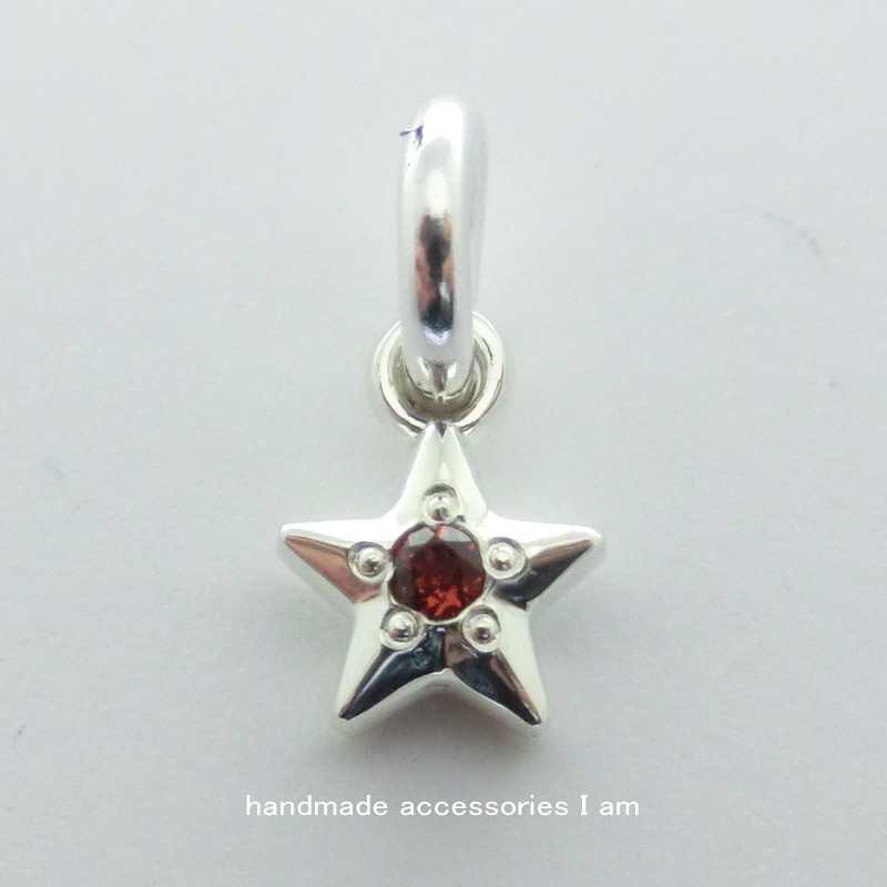受注生産商品　ガーネット　実りのミニミニスタッズスターペンダント　 シルバー925　IP0657g