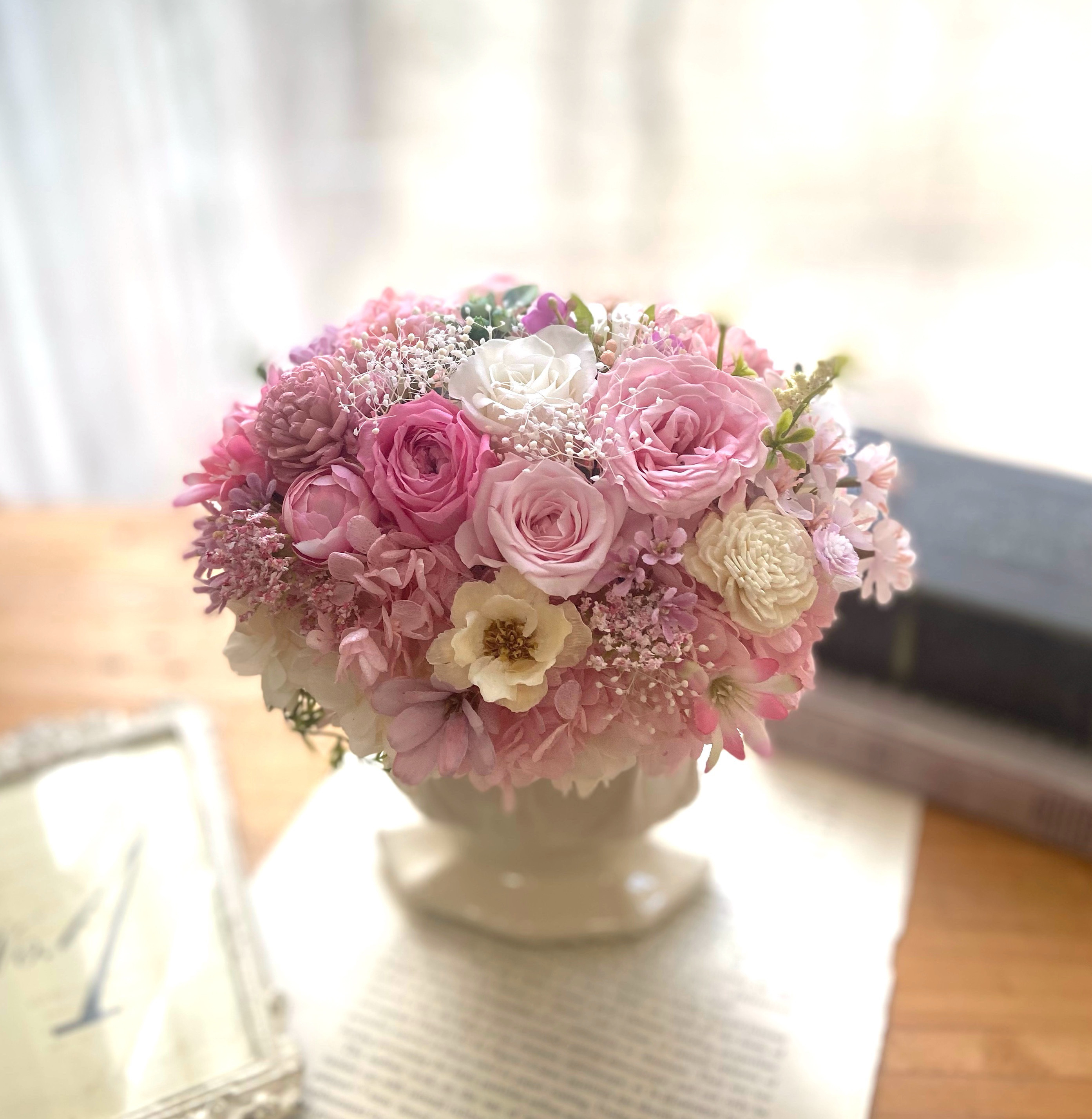 ロマンティックピンクのフワフワアレンジ