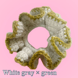 シュシュ ポリエステル羽二重 ハンドメイド 白⭐︎アイドル ホワイト