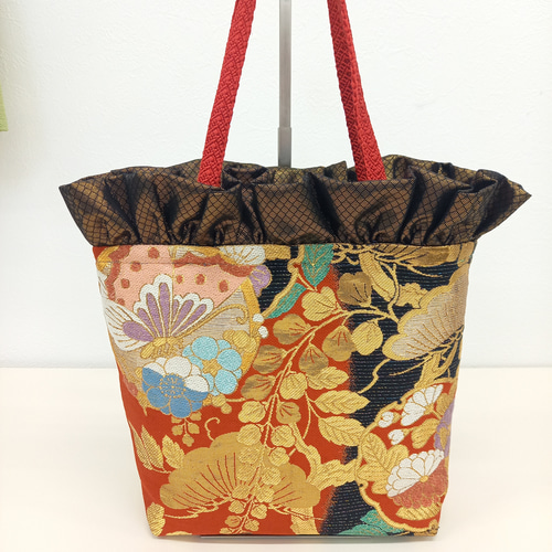 袋帯 帯リメイクバッグ フリルバッグ 蝶々 トートバッグ 繕う