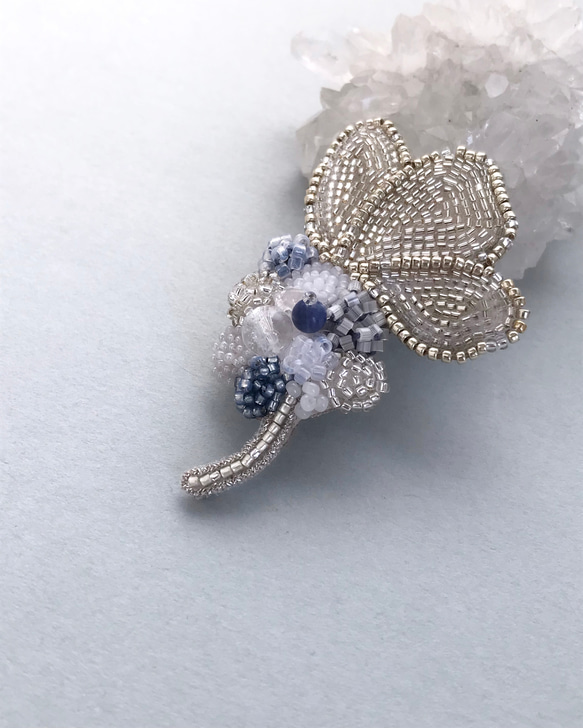 花と蝶ブローチ オートクチュールビーズ刺繍 ブローチ So do I