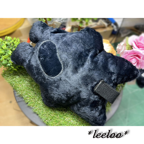 ★★里親募集中★超デカ黒猫ヤローのポーチ★★ 里親募集☆くろねこ☆黒猫のポーチ☆しっぽ付☆小 | iichi 日々の