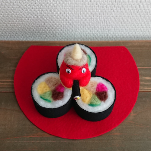 節分飾りB 赤鬼 恵方巻き 羊毛フェルト 置物 羊毛フェルト あでりー