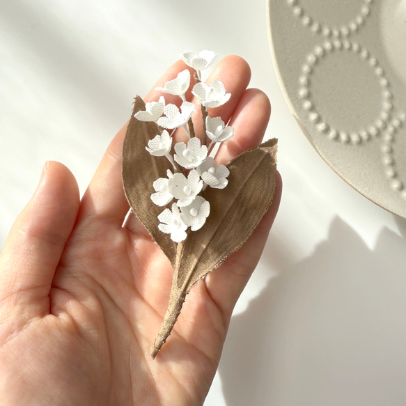 ブラウンスズラン❤︎ 布花ブローチ 卒園式 卒業式 入園式 入学式