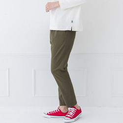 一年中履けるパンツ 綿麻ストレッチ ゆとりシルエット レギパン M/Lサイズ展開 2枚目の画像