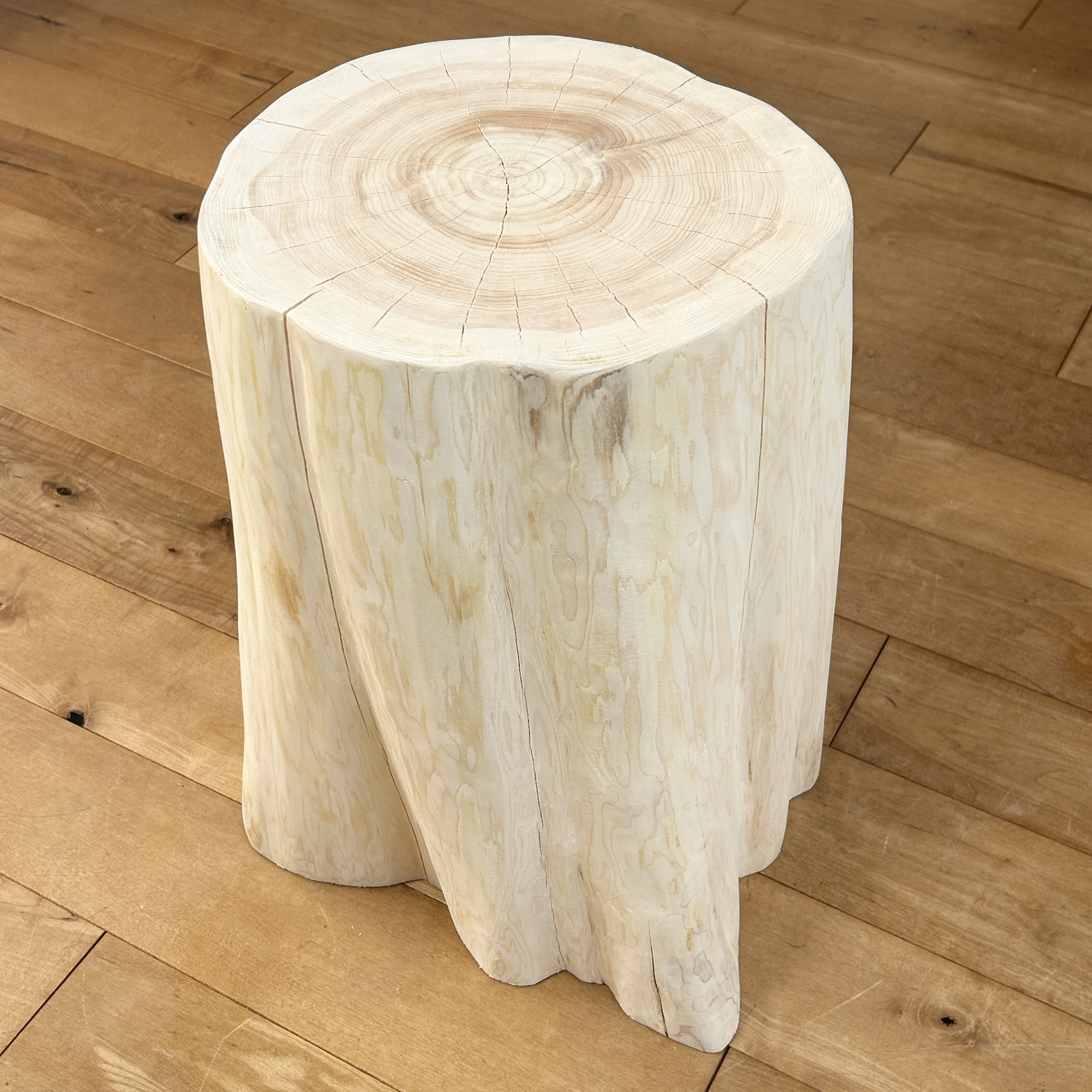 Hinoki  Wood  Stool  No.1046
