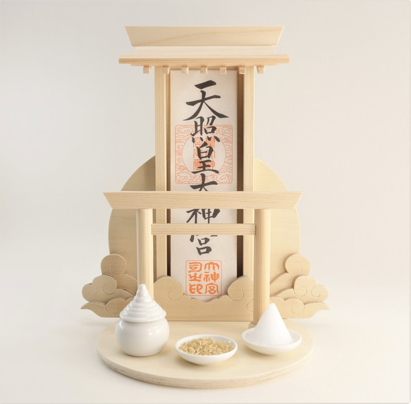 神棚《太陽》神具３点セット　壁掛け可　　　神棚　御札立て　鳥居　 2枚目の画像