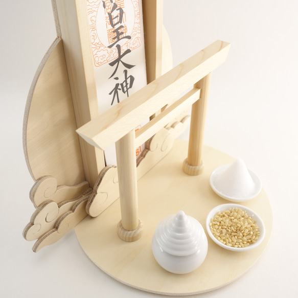 神棚《太陽》神具３点セット　壁掛け可　　　神棚　御札立て　鳥居　 5枚目の画像