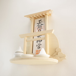 神棚《太陽》神具３点セット　壁掛け可　　　神棚　御札立て　鳥居　 12枚目の画像