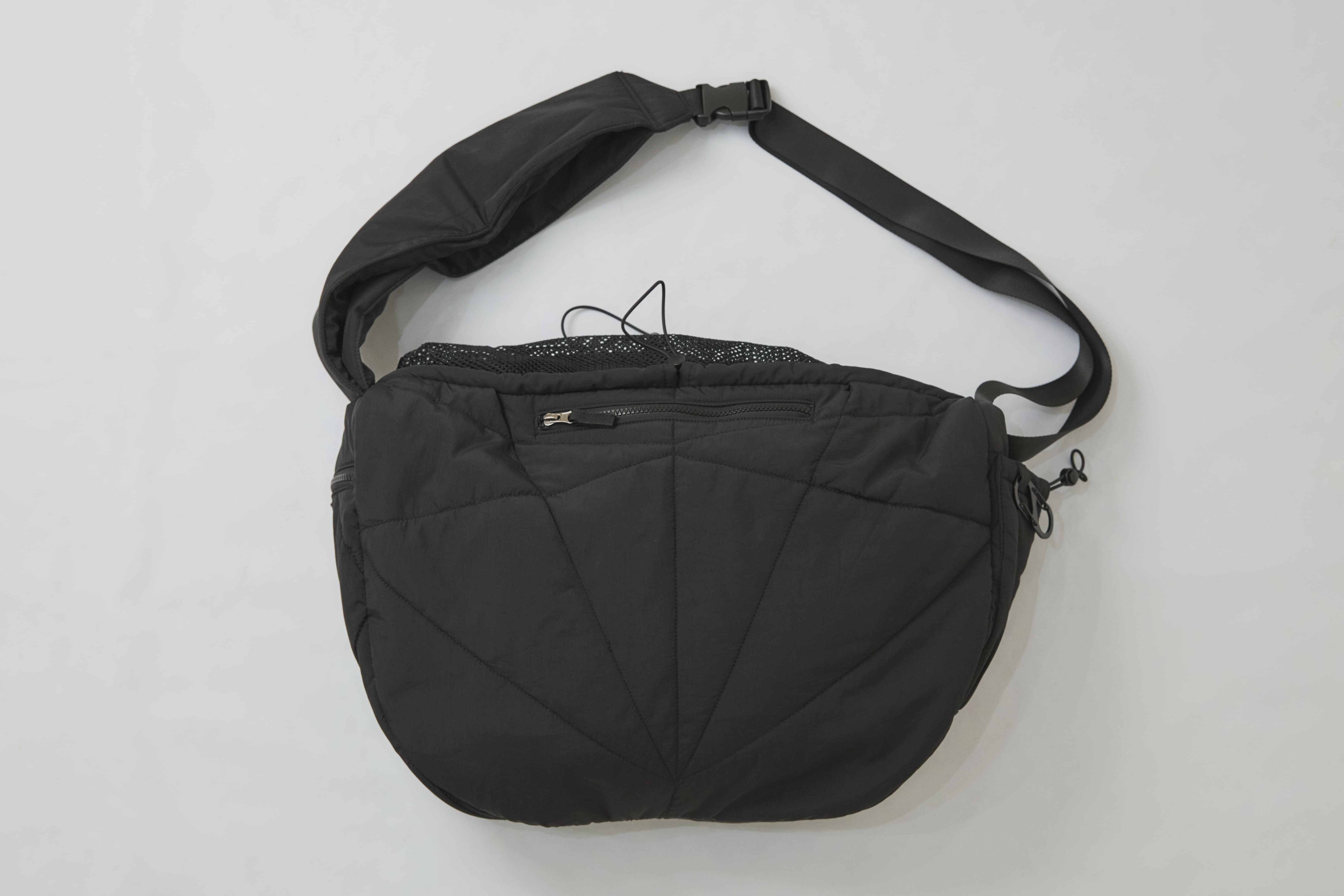 SLING CARRY BAG - BLACK