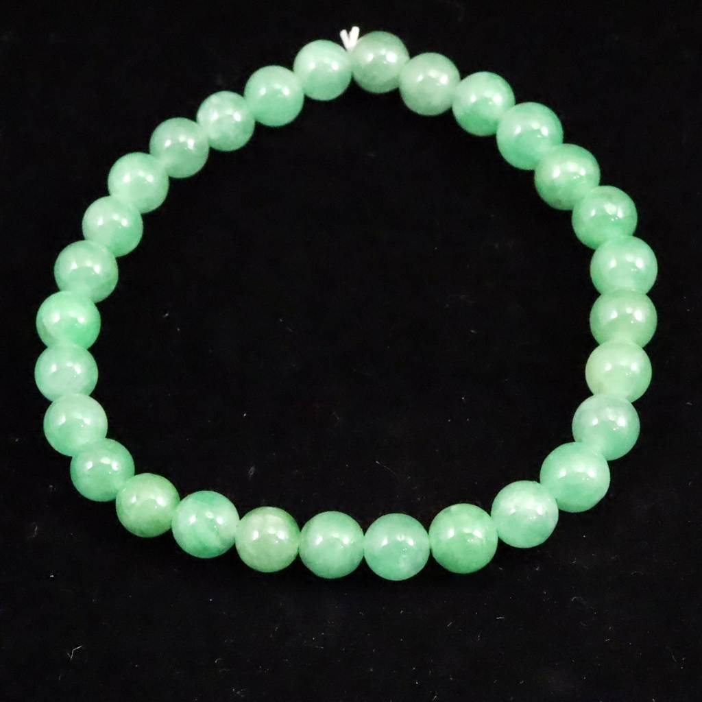 ミャンマー産　緑 翡翠  ヒスイ 6.5mmブレスレット 12.9g #62019