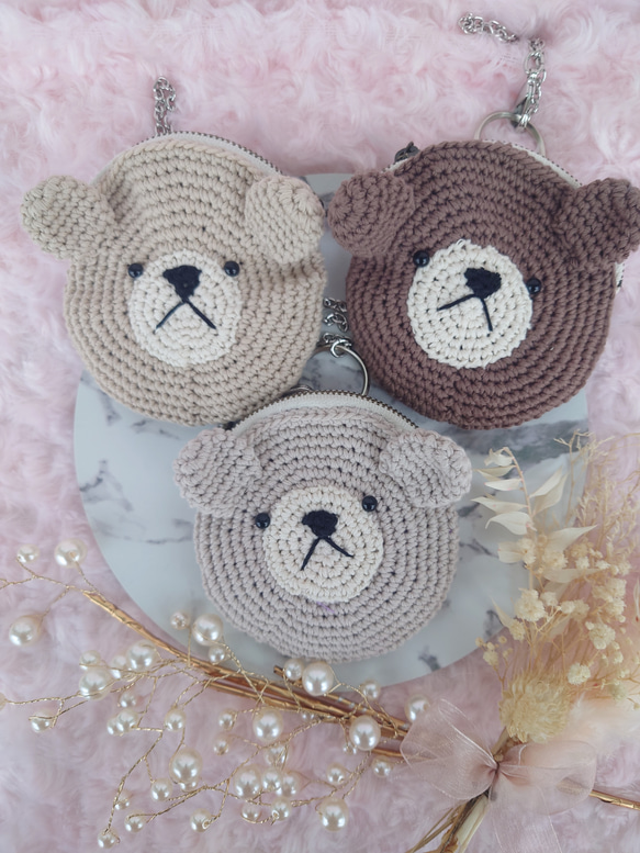 小物入れになる　くまちゃん　バックチャームポーチ 1枚目の画像