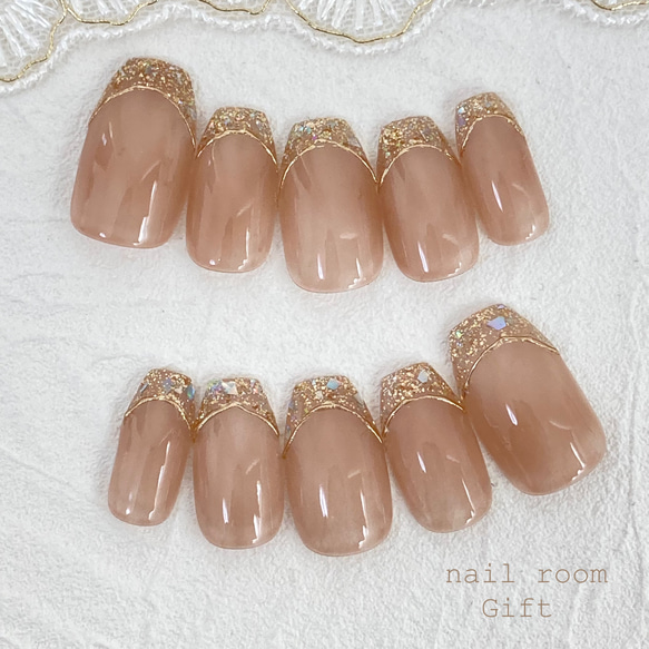 キラキラ　フレンチネイル　大人ネイル きらきらガラスフレンチ / フレンチネイル キラキラネイル 上品ネイル