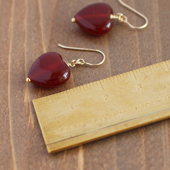 レッドアゲート＜ハートシェイプ＞のピアス（K14GF）※イヤリングに変更可 5枚目の画像