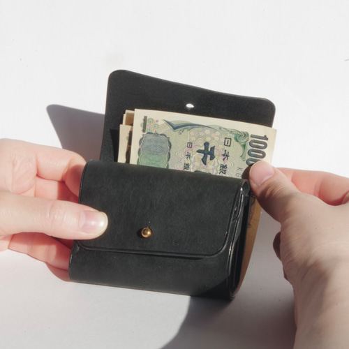 三つ折り財布　マルゴー　グリーン 小さくてシンプルな三つ折り財布 【グリーン】 ミニ財布