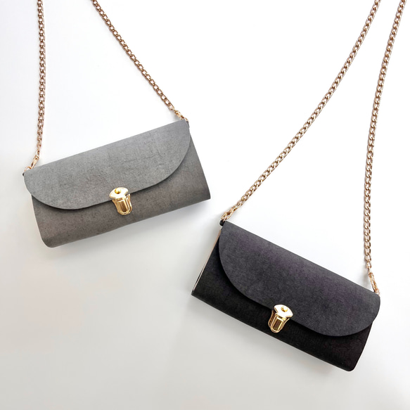 ヴィンテージテイストの軽やかショルダーバッグ　高密度綿麻ウェザークロス　グレー系　ポシェット　ミニショルダー 3枚目の画像