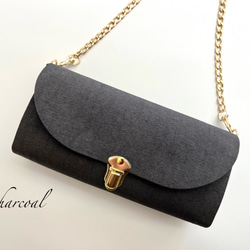 ヴィンテージテイストの軽やかショルダーバッグ　高密度綿麻ウェザークロス　グレー系　ポシェット　ミニショルダー 5枚目の画像