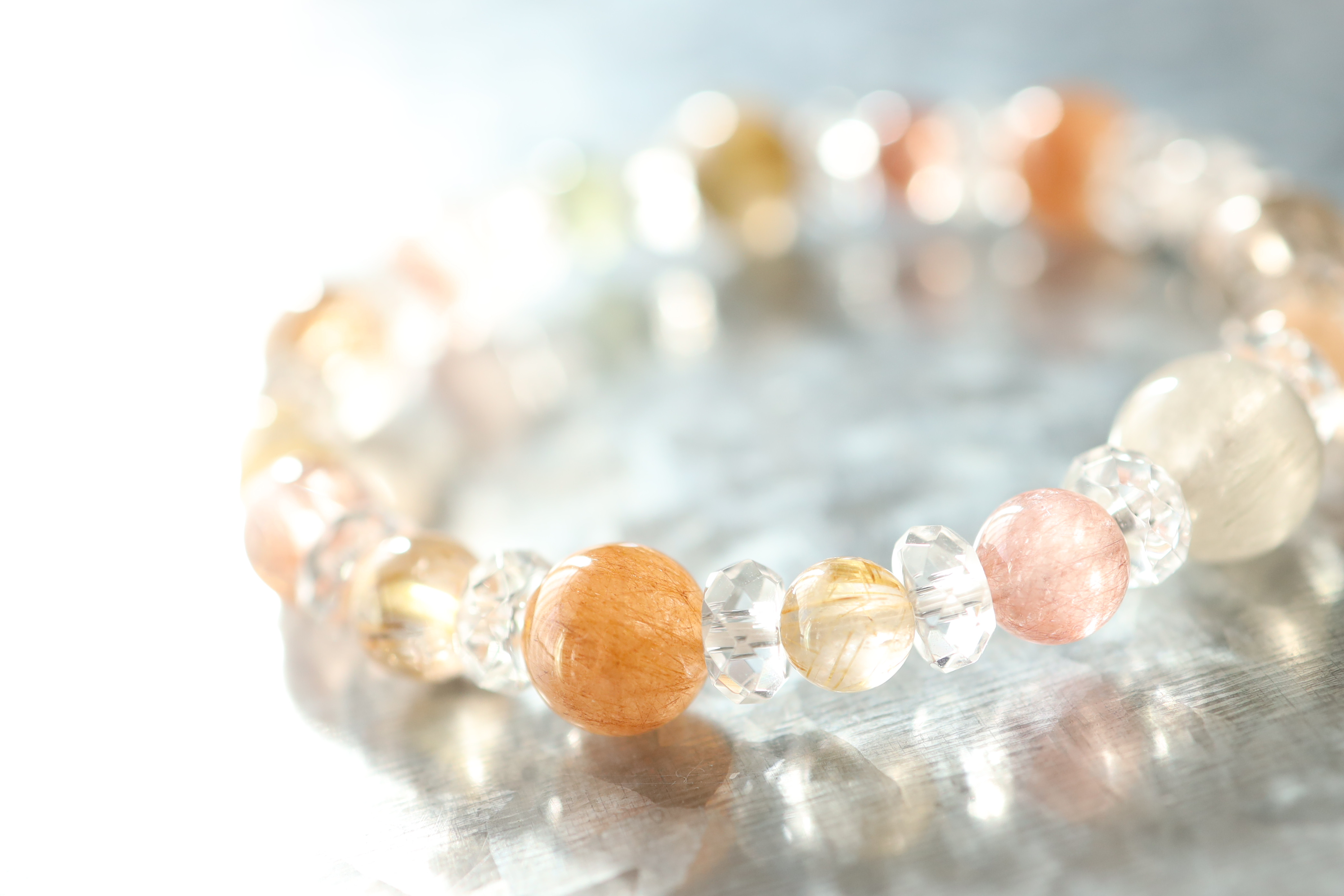 …☆ルチルクォーツを愛する人の為に☆ミックスルチルクォーツ（11ミリ～6ミリ）＆水晶☆天然石ブレスレット☆… 11,800円