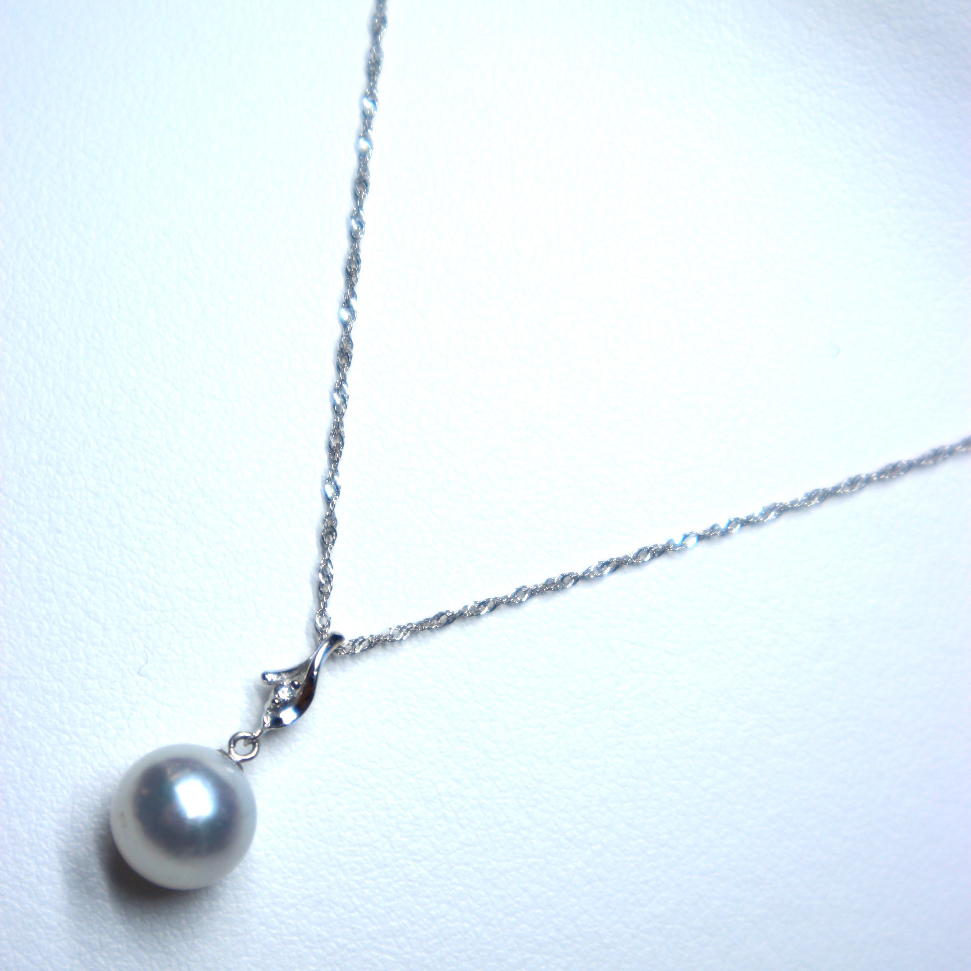 K18WGアコヤ真珠ペンダント⑭(8.0mm珠）