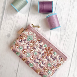 377 インド刺繍チュール生地　メッシュミニポーチ 377 インド刺繍チュール生地 メッシュミニポーチ