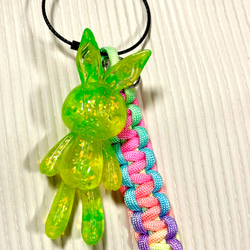 レジン　猫　うさぎ　キーホルダー　No.955 レジン 猫 うさぎ キーホルダー No.955